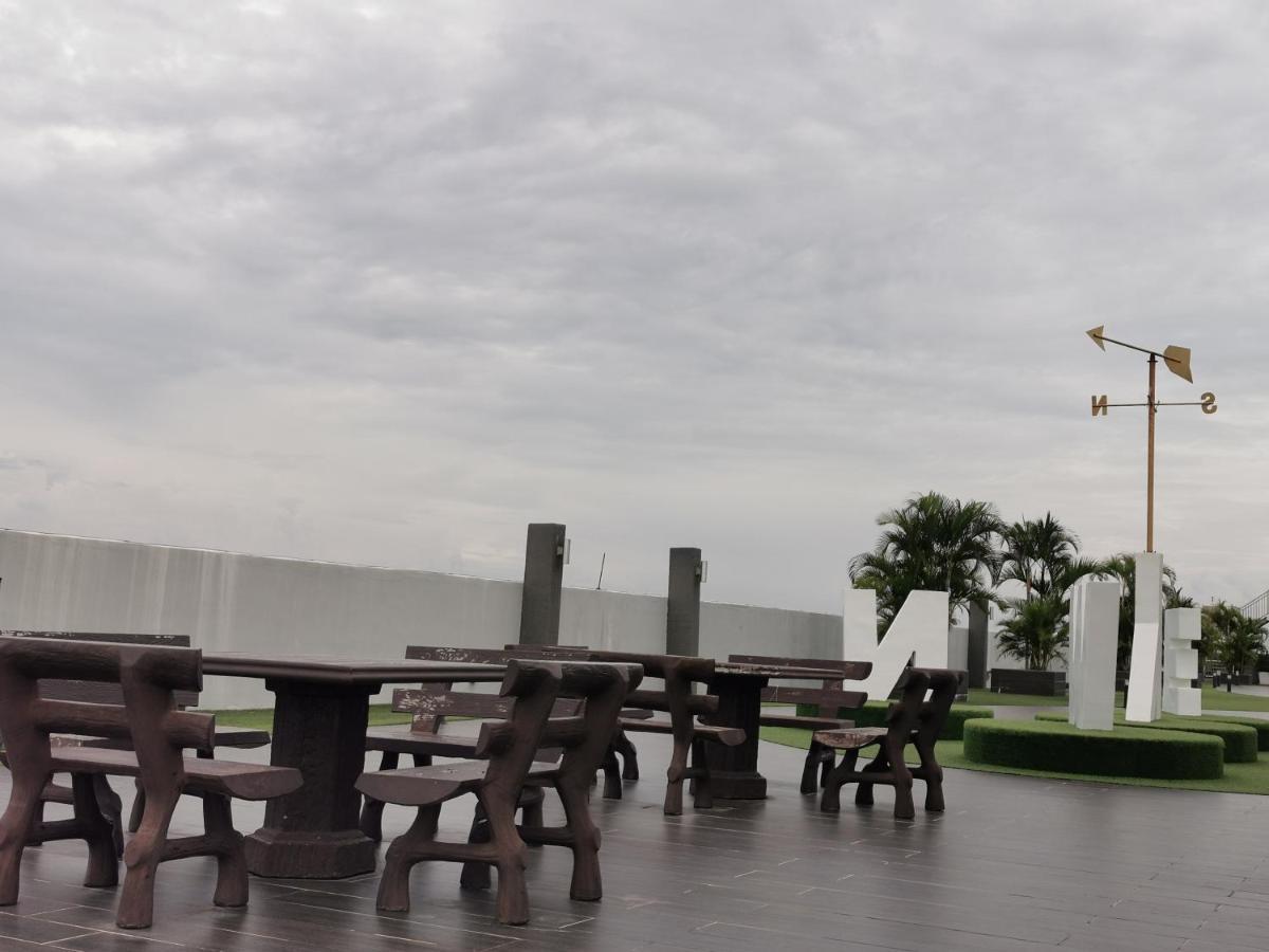 Coco Homestay 旅人の家@The Venus Sitiawan Perak Dış mekan fotoğraf