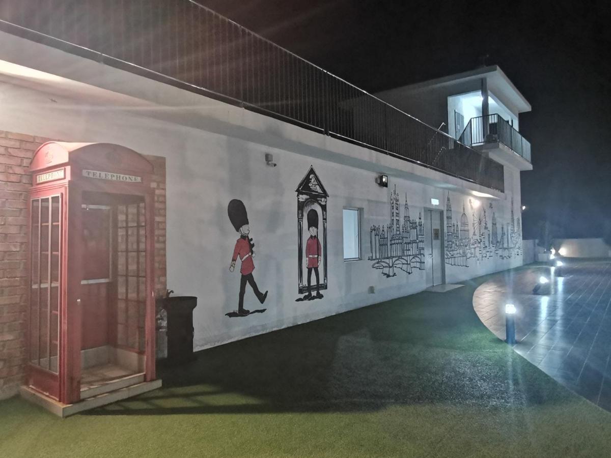 Coco Homestay 旅人の家@The Venus Sitiawan Perak Dış mekan fotoğraf